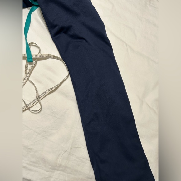 Figs navy lined scrubs bottoms . Size XS tall. V22 - Picture 8 of 10